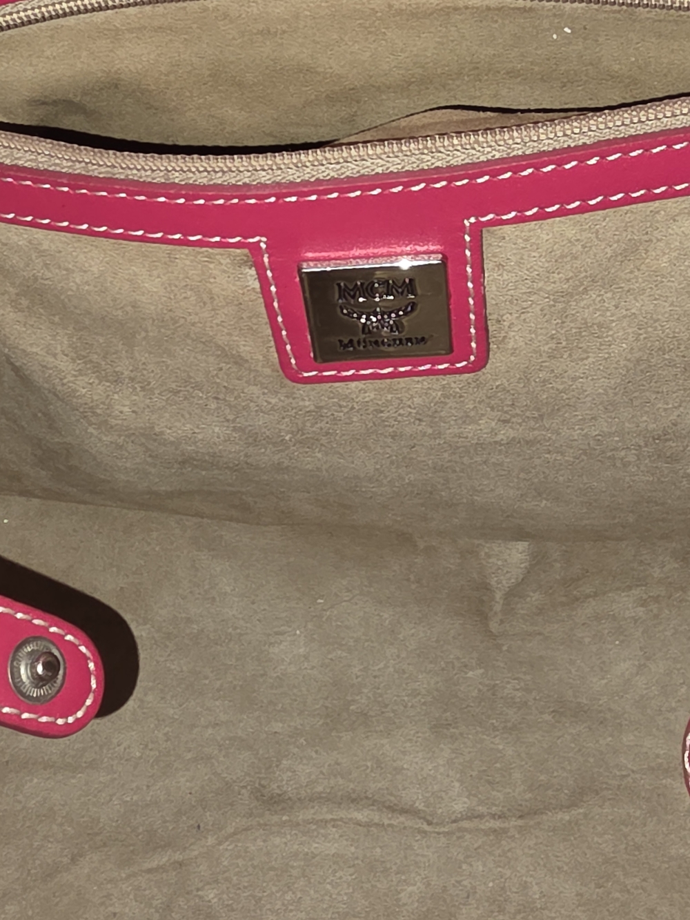 MCM Beige & Pink Visetos Tote w/ Matching Wristlet & MCM Charm & silver Hardware - Picture 7 of 16